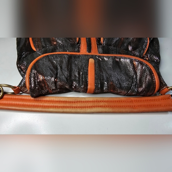 MALINI MURJANI EXOTIC HOBO POCKET LEATHER SHOULDER BAG SILVER BLACK ORANGE - Picture 10 of 16